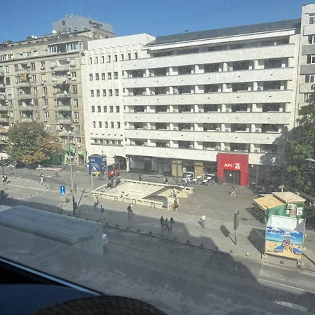 Ultracentral Magheru Apartman *